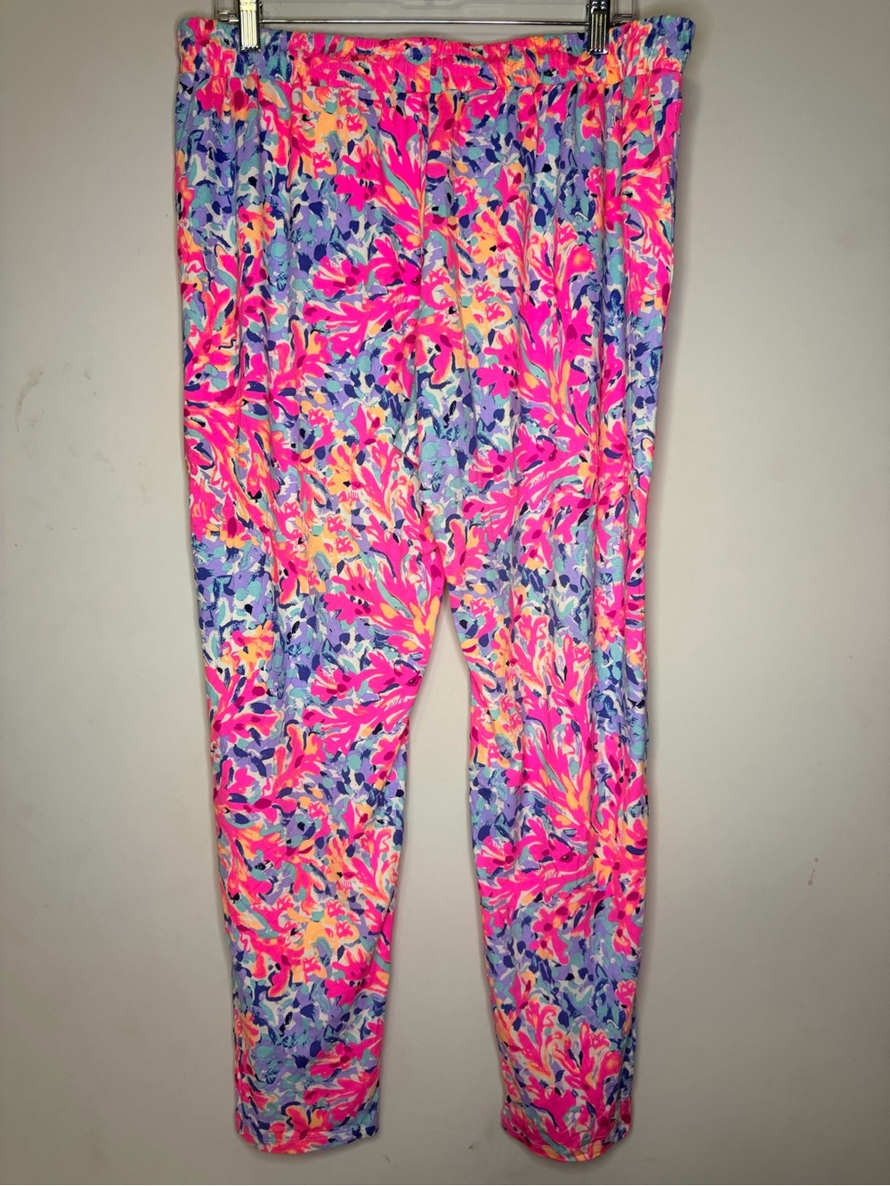 Lilly Pulitzer Lola Pant in CoCo Coral Crab Print Size XL Ankle Pant - Picture 3 of 8